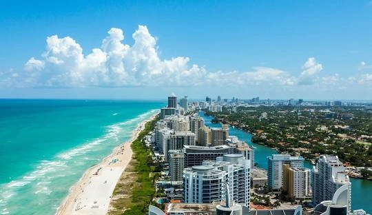 Roof installation in Florida